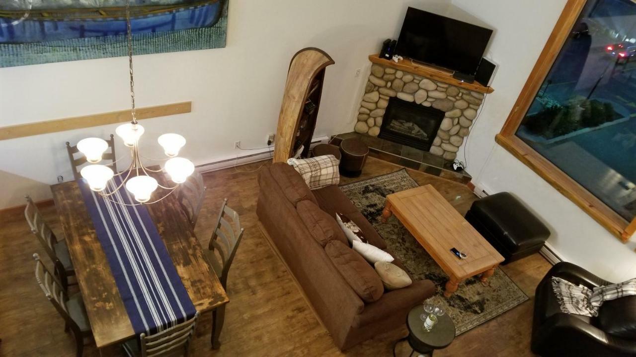 Downtown Loft, Mountain Views, Fireplace, Couple'S Retreat, Walker'S Paradise Канмор Экстерьер фото
