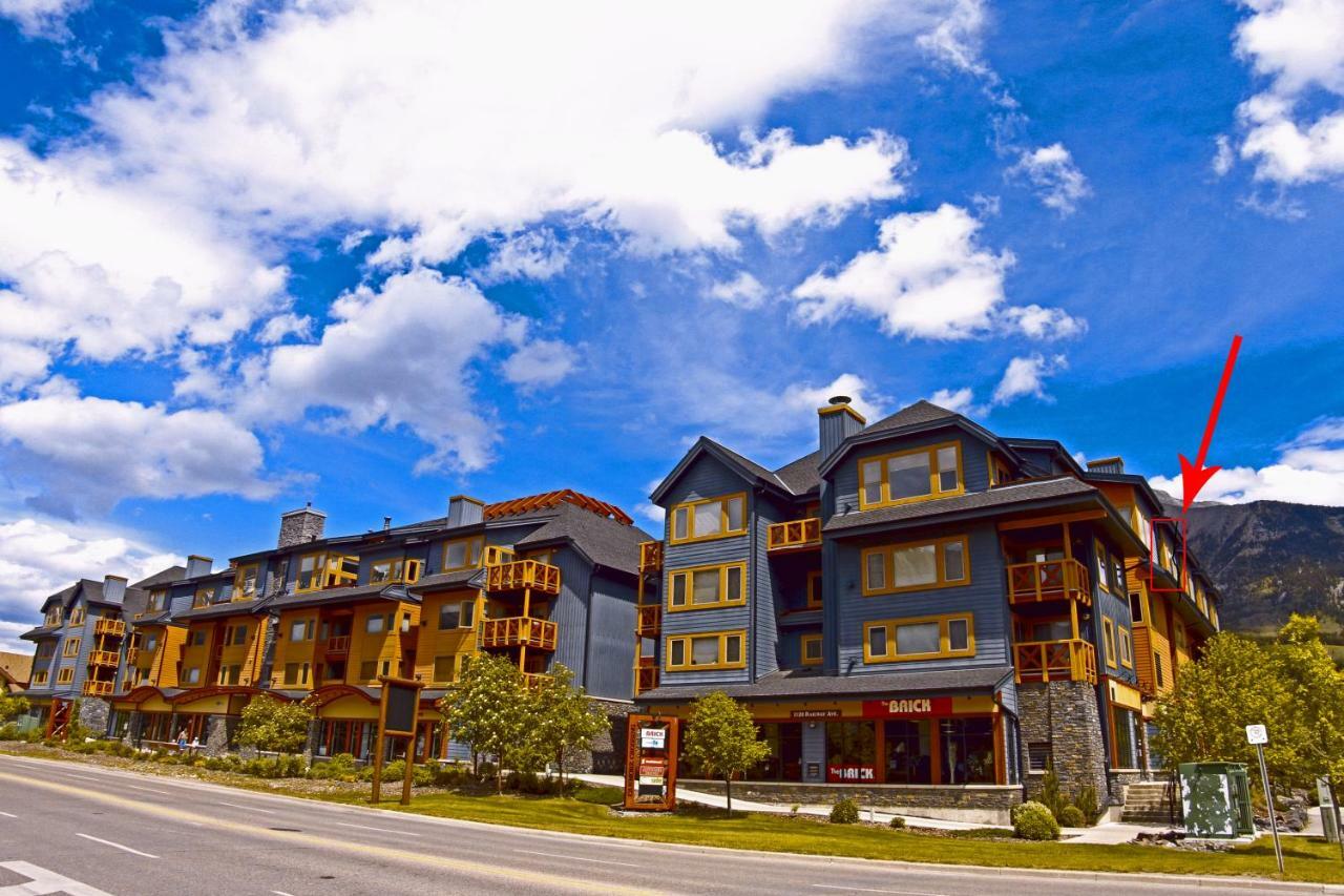 Downtown Loft, Mountain Views, Fireplace, Couple'S Retreat, Walker'S Paradise Канмор Экстерьер фото